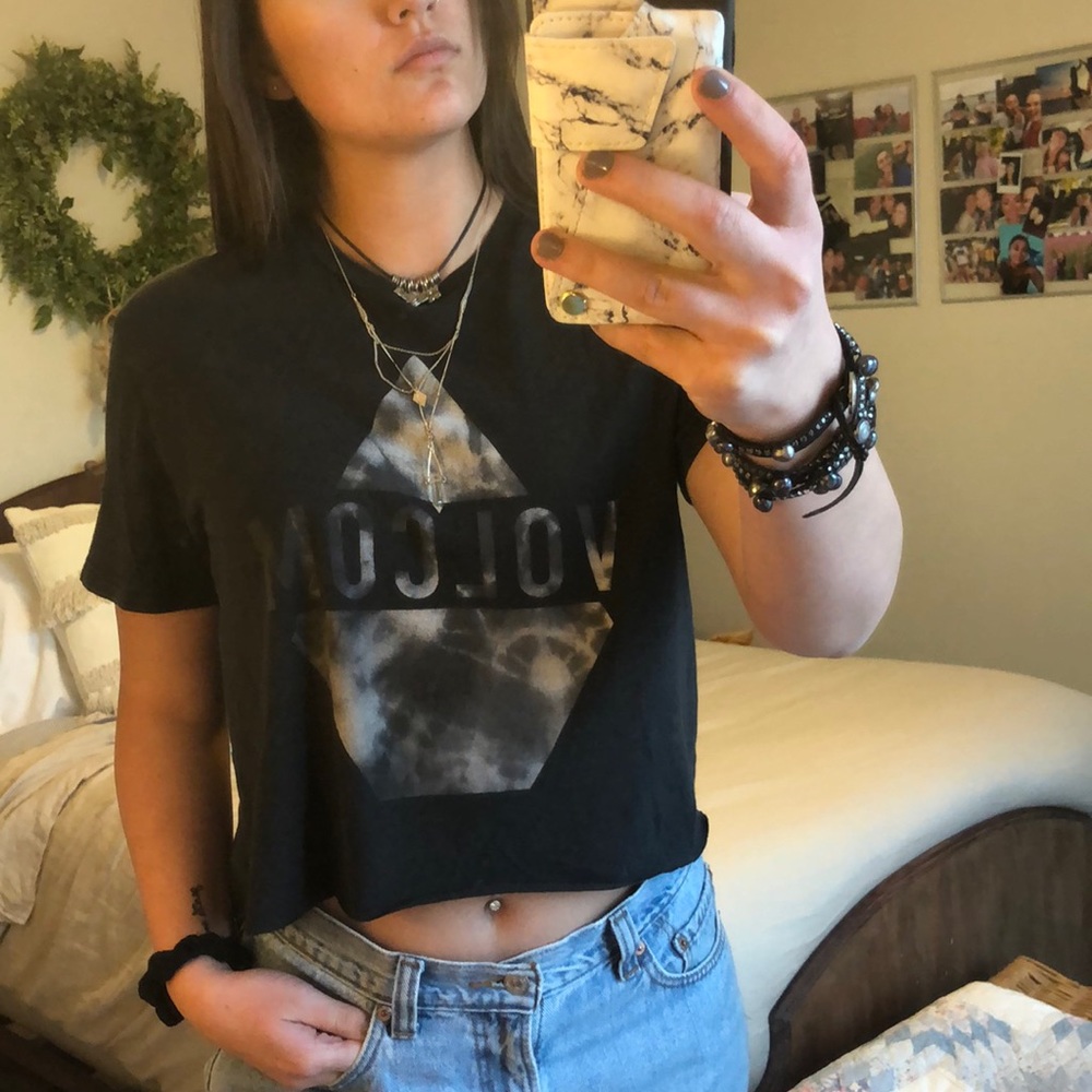 Volcom crop black tie dye tee